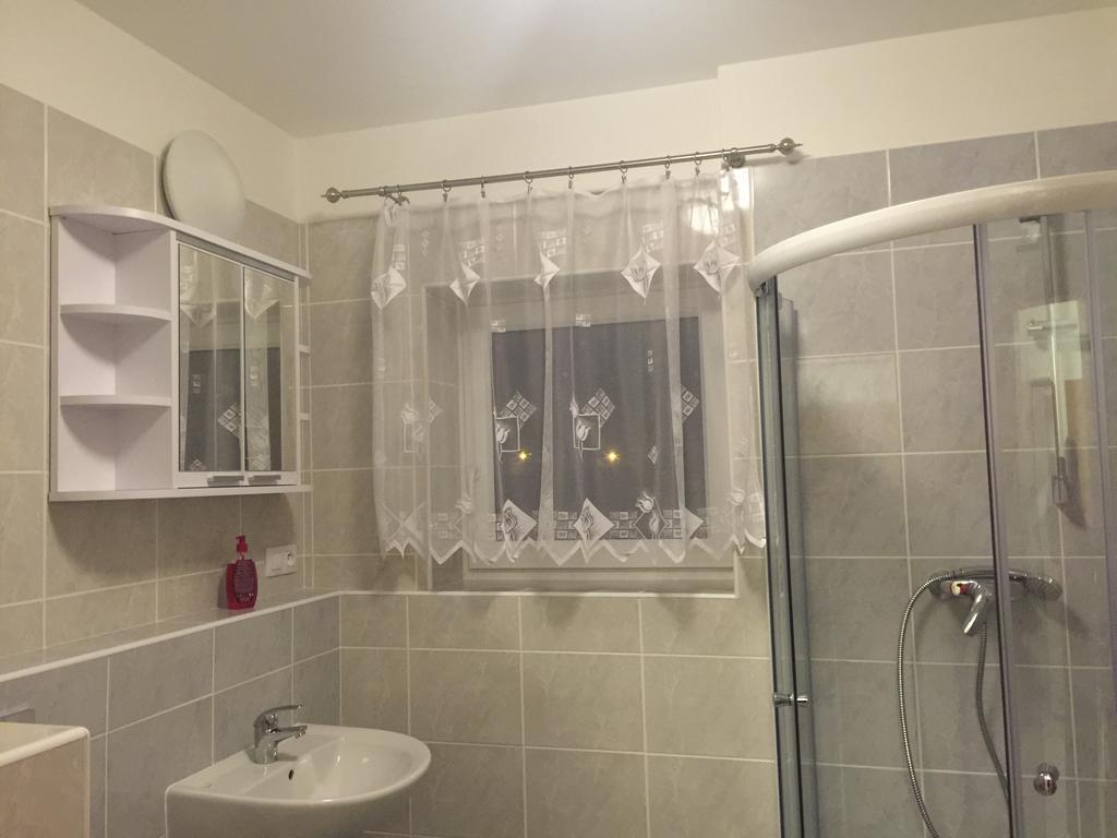 Apartman Na Lukach - Kopretina เชบอนย์ ภายนอก รูปภาพ