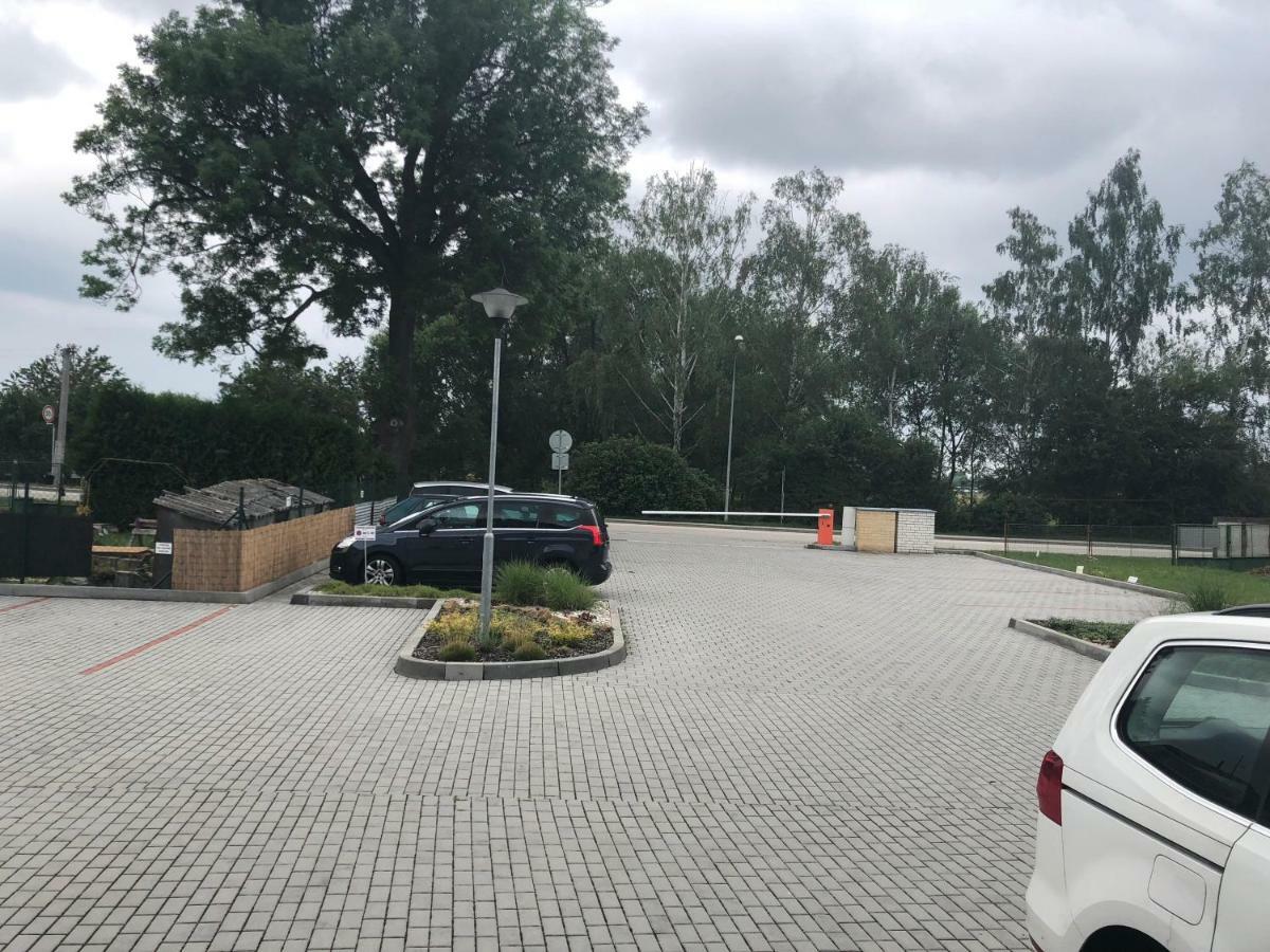 Apartman Na Lukach - Kopretina เชบอนย์ ภายนอก รูปภาพ